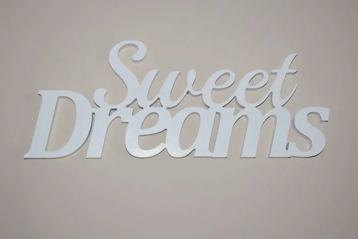 napis-3d-sweet-dreams-stan-nowy