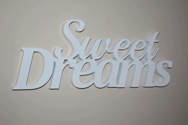 napis-3d-sweet-dreams-stan-nowy