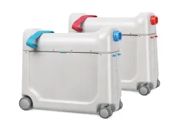 lozeczko-do-samolotu-turystyczne-walizka-na-kolkach-jezdzik-4w1-czerwone