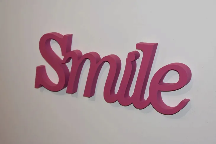 napis-3d-smile-stan-nowy