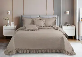 narzuta-z-falbanka-160x220-ruffy-taupe-falbanka-romby-glamour