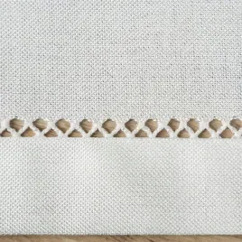 obrus-30x40-emily-bialy-podkladka-komplet-4-szt