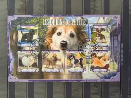 znaczki-fauna-ssaki-psy-burkina-faso-kasowany-p18