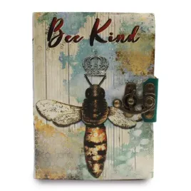 skorzany-notatnik-bee-kind-z-nierownym-brzegiem