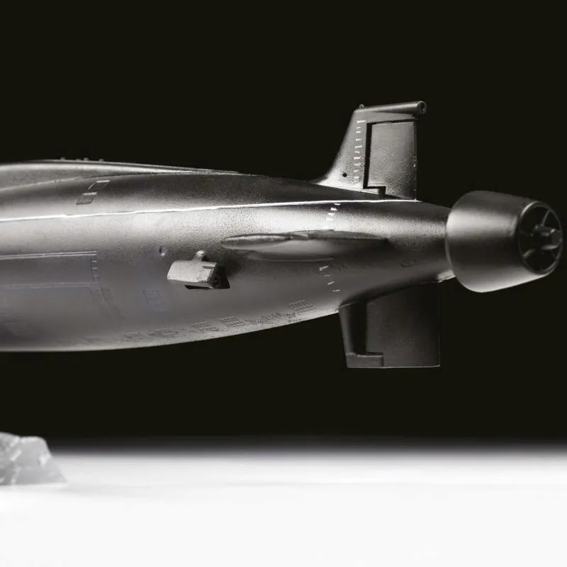 1-350-borey-class-nuclear-submarine-monomakh