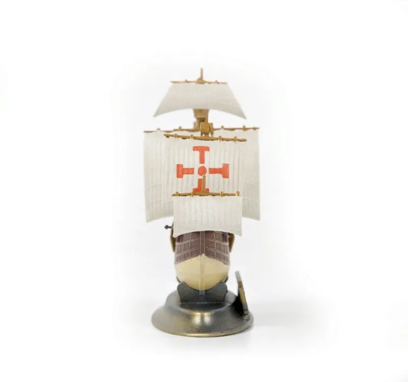 1-350-christopher-columbus-flagship-santa-maria