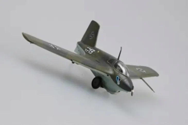 messerschmitt-me163-fighter-comet-1-72-marka-hobby-boss-stan-nowy