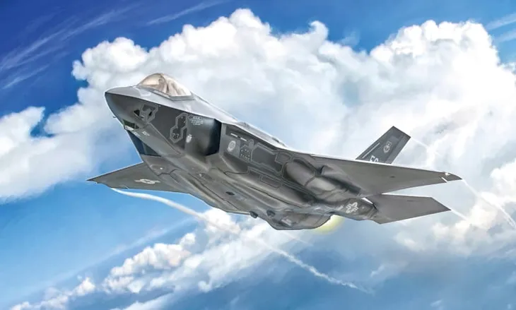 1-72-f-35-lightning-ii-marka-italeri-model-1409