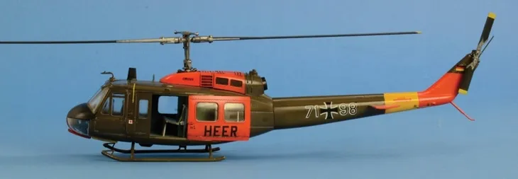 1-48-bell-uh-1d-iroquois-marka-italeri-stan-nowy