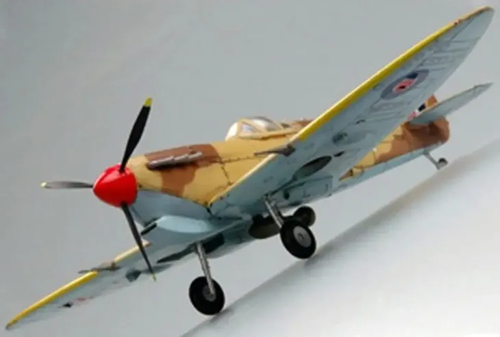 hobby-boss-80213-spitfire-mk-vb-trop-1-72-okres-ii-wojna-swiatowa-marka-hobby-boss