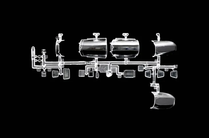 1-48-f-15e-strike-eagle-marka-italeri-wiek-14-lat