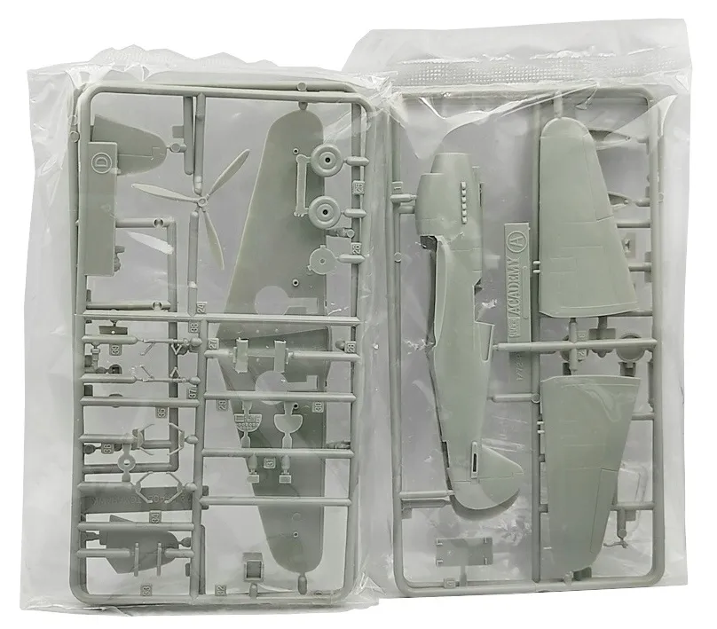 academy-12456-p-40b-1-72-marka-academy