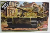 academy-13287-tiger-i-ver-mid-1-35-okres-ii-wojna-swiatowa