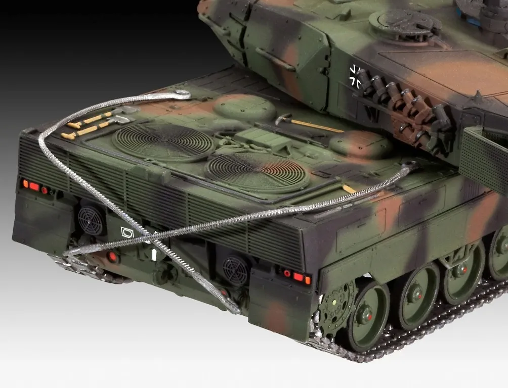 revell-03180-leopard-2-a6-a6m-1-72