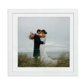 ramka-kwadratowa-20x20-passe-partout-15x15-biala