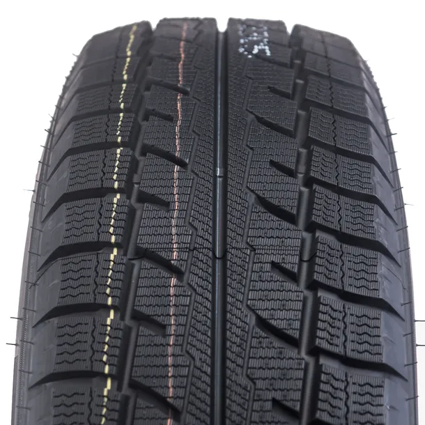 austone-sp902-225-70-r15c-112-110-q-c-stan-nowy