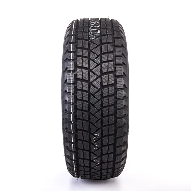 firemax-fm806-215-70-r16-100-t-marka-firemax