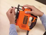 black-decker-wyrzynarka-520w-ks701e-marka-blackanddecker
