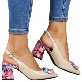 czolenka-bez-piety-na-slupku-vinceza-62289-bezowe