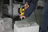 wiertarka-udarowa-dewalt-dwd024s-maksymalna-srednica-wiercenia-w-betonie-16-mm