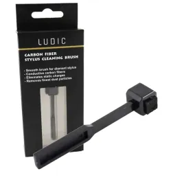 szczotka-do-igly-z-wloknami-weglowymi-delikatna