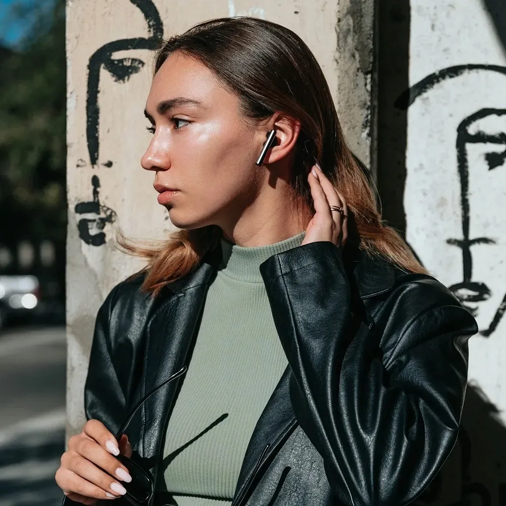 sluchawki-bluetooth-true-wireless-designerskie