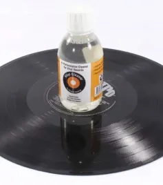 koncentrat-200ml-plyn-do-mycia-plyt-winylowych