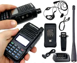 markowa-krotkofalowka-walkie-talkie-74v-baofeng-uv-15r-lcd