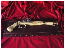 pistolet-skalkowy-wraz-z-zawieszka-k1094-105m