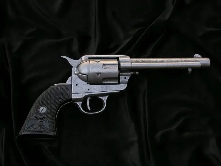 rewolwer-colt-peacemaker-1873-r-1108-g-stan-nowy-oryginalnosc-replika