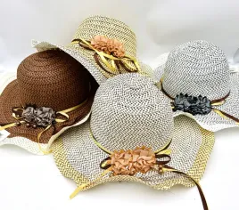 kapelusz-damski-kwiat-i-koraliki-sn41862