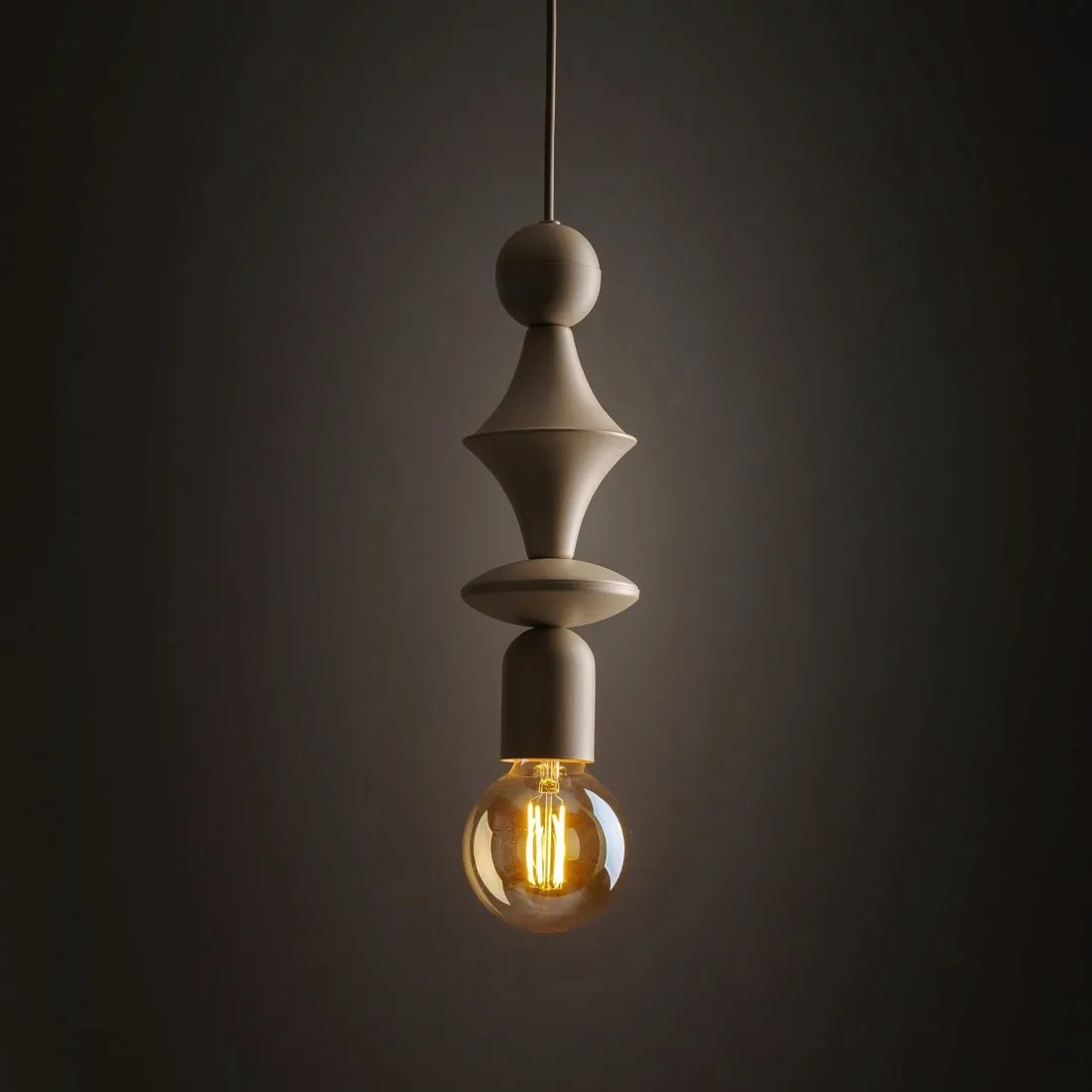 lampa-wiszaca-tower-sabia-bezowa-1xe27-do-sypialni-salonu-jadalni-sufitowe