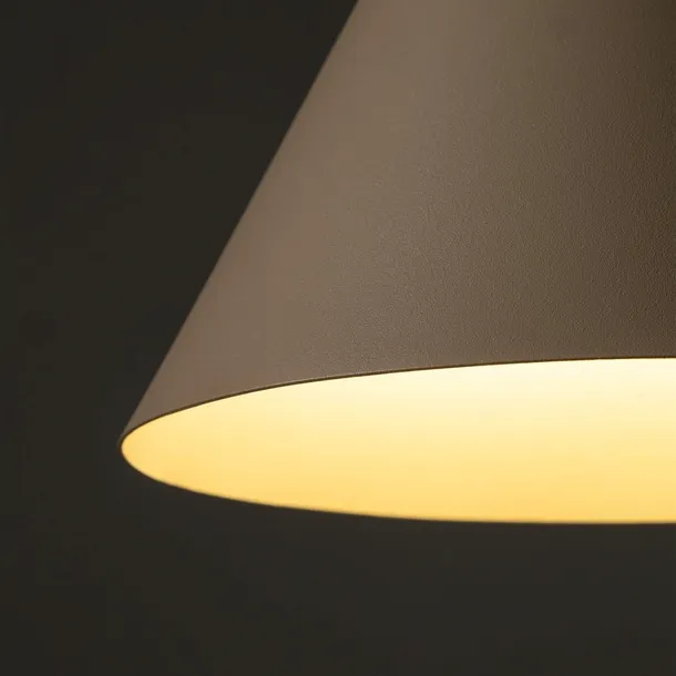 lampa-wiszaca-cono-sabia-bezowa-1xe27-nowoczesne-wnetrze-minimalistyczny-dlugosc-wysokosc-170-cm