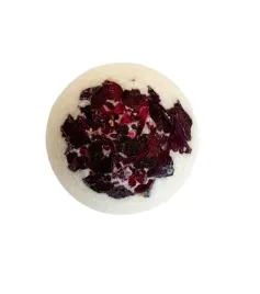 la-bomba-nawilzajaca-kula-do-kapieli-creamer-cherry