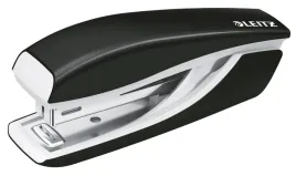 mini-zszywacz-metalowy-do-10-kartek-czarny-leitz