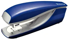 zszywacz-do-30-kartek-24-6-26-6-granatowy-leitz