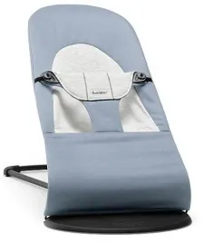 babybjorn-lezaczek-balance-soft-woven-jersey-niebieski-szary