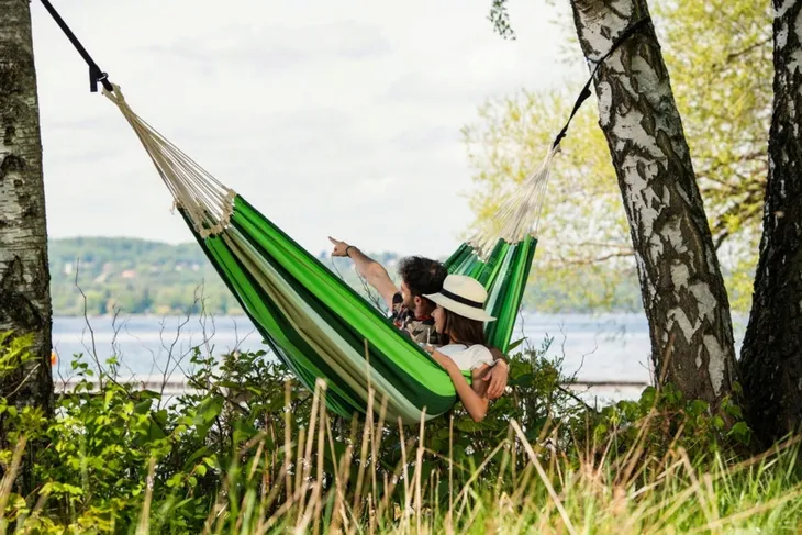 amazonas-hamak-paradiso-oliva-cechy-dodatkowe-pokrowiec-w-zestawie