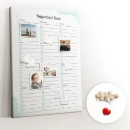 tablica-korkowa-pinezki-biurkowa-biuro-wazne-daty
