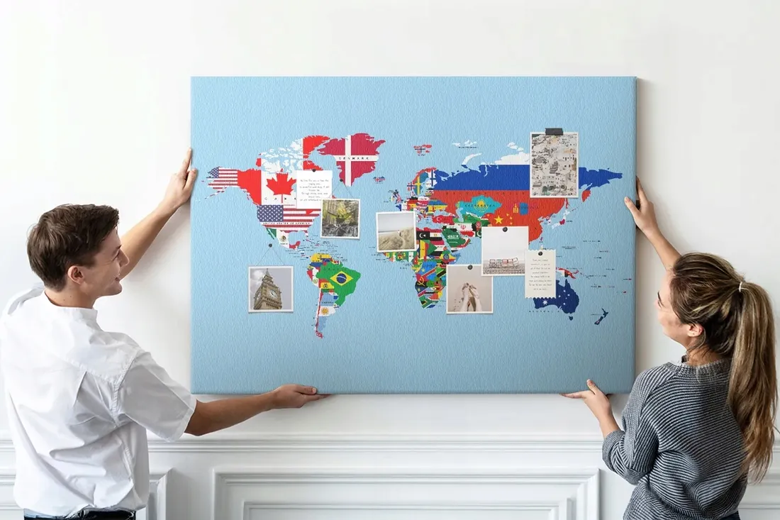tablica-korkowa-scienna-na-zdjecia-mapa-flag
