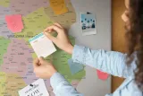 tablica-korkowa-pinezki-mapa-polski-dlugosc-140-cm
