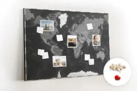 tablica-korek-obraz-pinezki-czarna-mapa