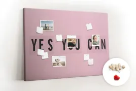 tablica-korkowa-pinezki-napis-yes-you-can