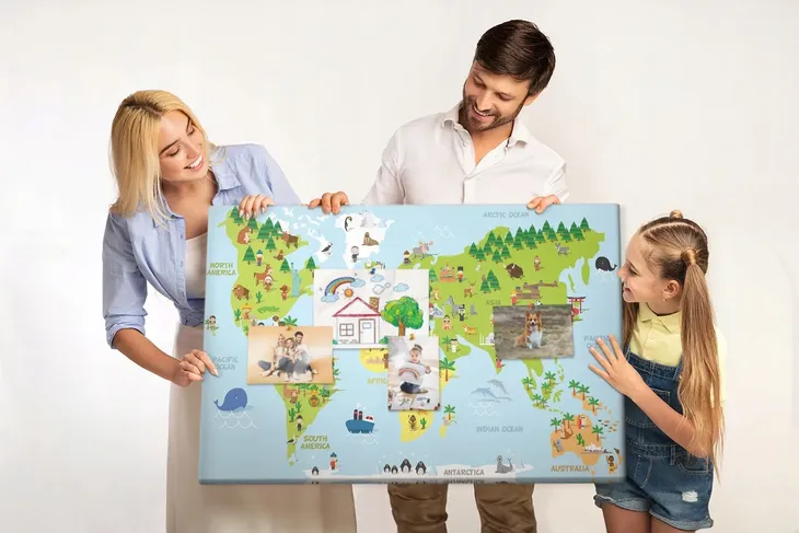tablica-korkowa-scienna-do-biura-mapa-narodowosci-waga-z-opakowaniem-4-3-kg