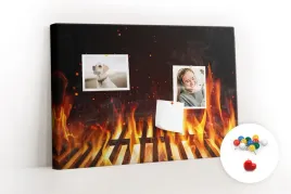 tablica-korkowa-w-ramie-pinezki-na-karteczki-grill