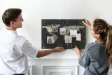 tablica-memo-korkowa-notatki-mapa-dolar-waga-z-opakowaniem-1-3-kg