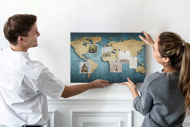 tablica-canvas-na-notatki-mapa-swiata-3d-waga-z-opakowaniem-1-3-kg