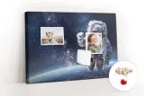 tablica-scienna-korkowa-astronauta