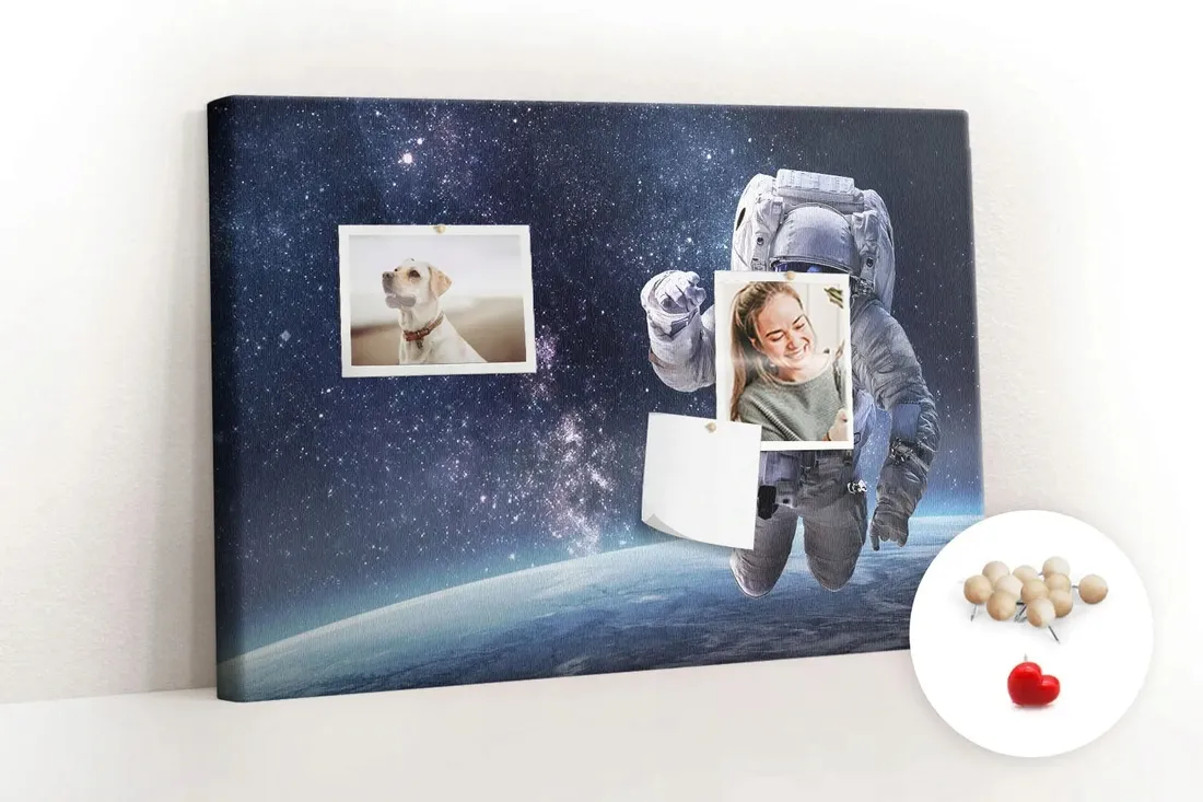 tablica-scienna-korkowa-astronauta