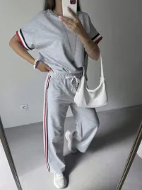 dres-z-lampasem-bluzka-spodnie